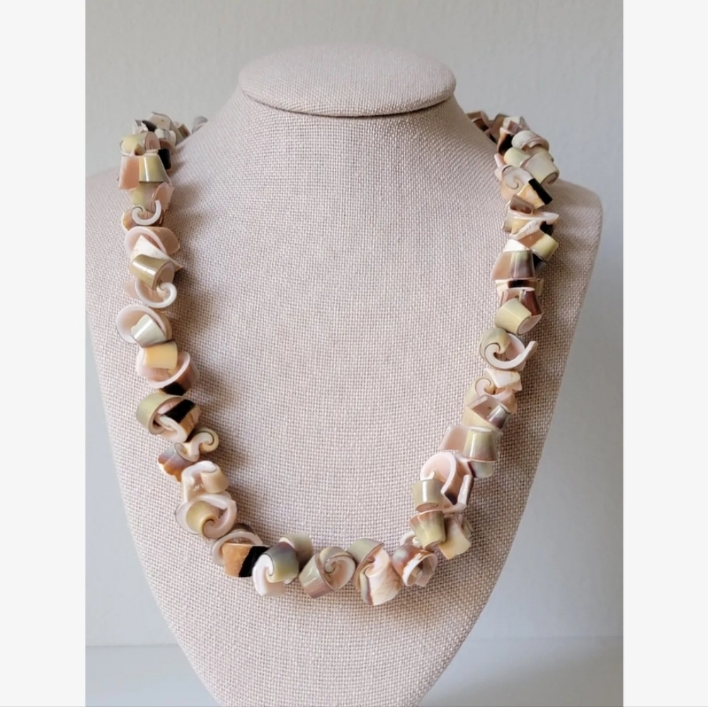 Shell Necklace